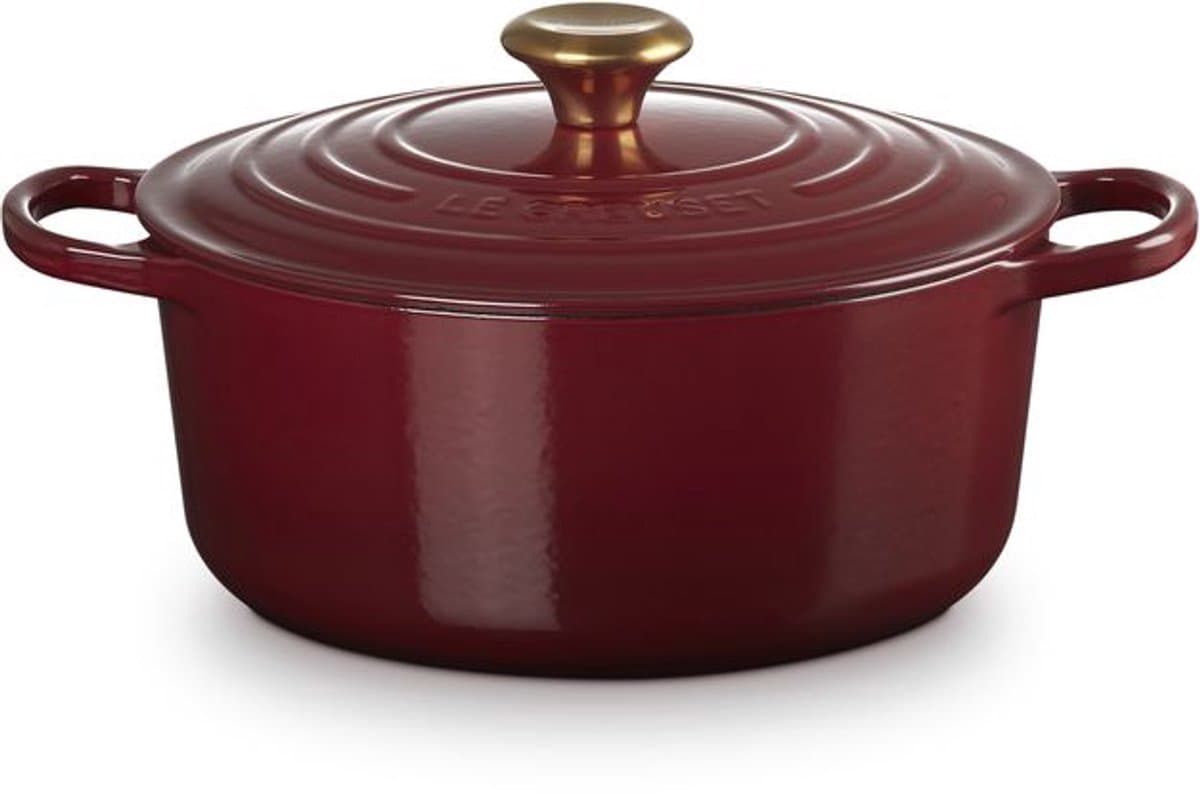 Le Creuset Braadpan Signature Garnet – Ø 26 cm / 5,3 Liter – Royale Ronde Gietijzeren Pan – Emaille Coating in Diepe Garnet Kleur – Voor Grote Gezinsgerechten of Feestelijke Maaltijden – Oven-, Inductie- en BBQ-bestendig