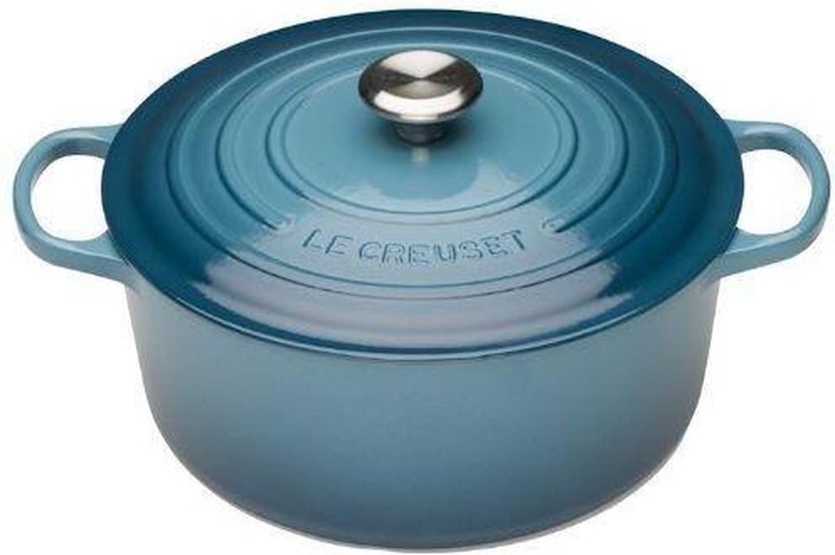 Le Creuset Braadpan Signature Deep Teal – Ø 20 cm / 2,4 Liter – Gietijzeren Stoofpan met Diepblauwe Emaille – Inductie- en Ovenbestendig – Compacte Pan voor Dagelijks Gebruik – Kleurvast en Duurzaam – Perfect voor 2 à 3 Personen